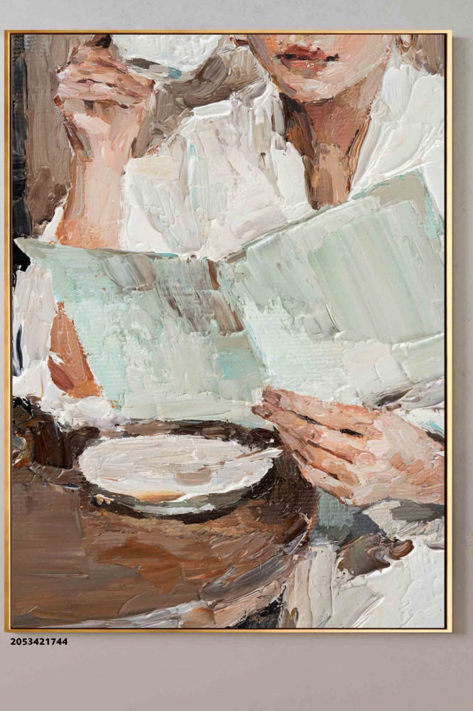 لوحة جدارية فنية لإمرأة لديها كوب قهوة