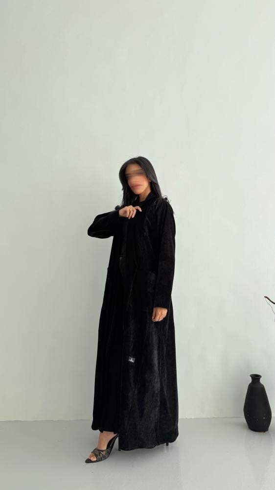 عباية مخمل قطيفة بجيوب أمامية – متوفرة بخمس ألوان أ-