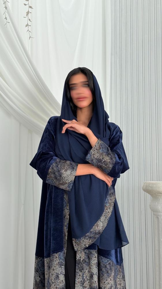عباية مخمل قطيفة بتصميم نص كلوش ك – بخمس تشكيلات أنيقة
