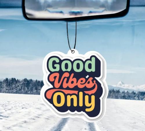 تعليقة Good Vibes Only