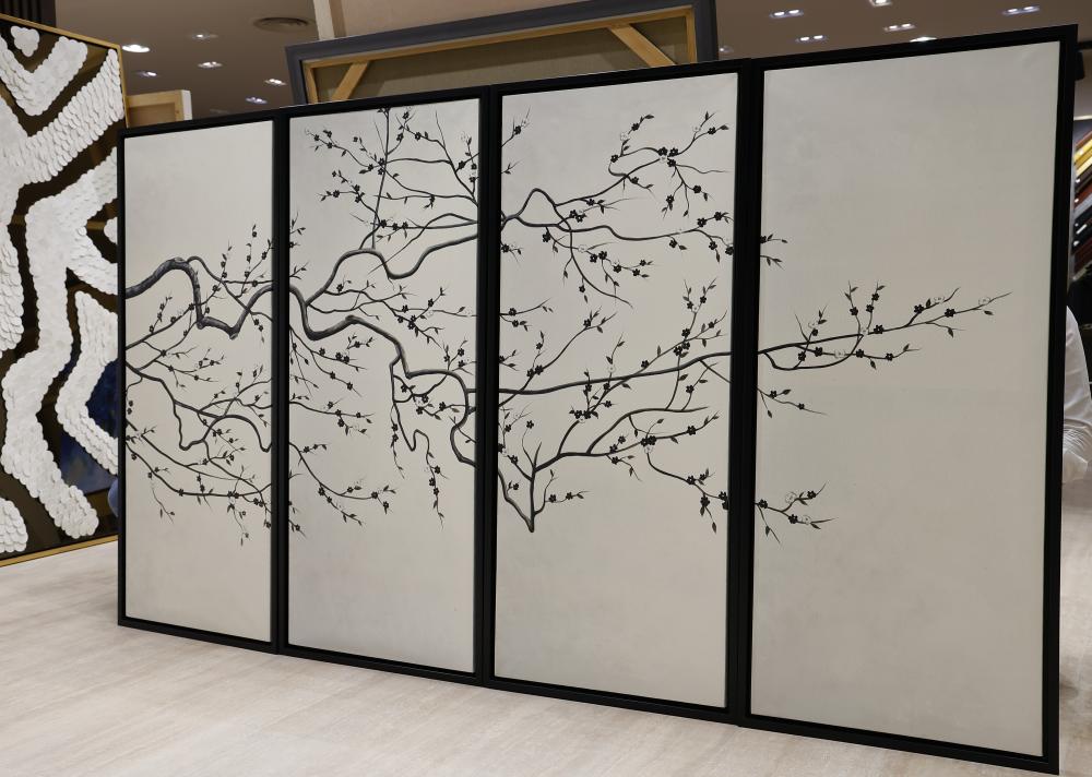 لوحة أربع قطع قماشية فخمة بتصميم ورد