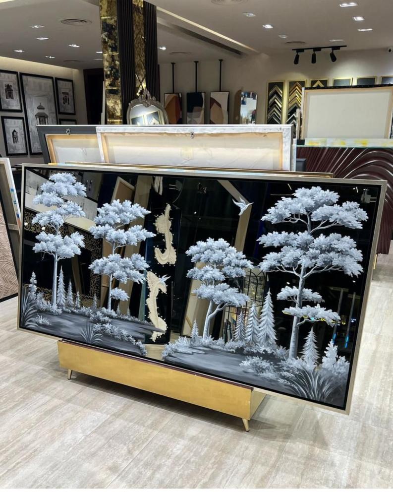 رسم علي المرايا العادية بشكل فني وانيق