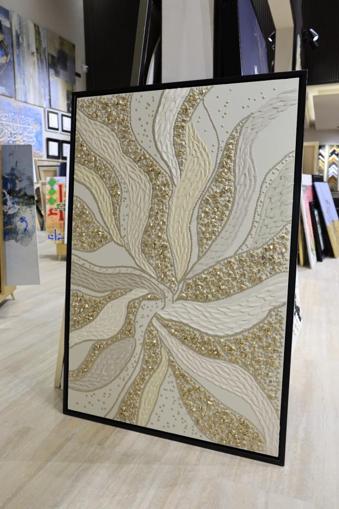 لوحه جبسيه بتصميم تشكيلي انيق