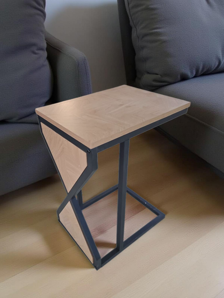 طاولة جانبية لون بيج