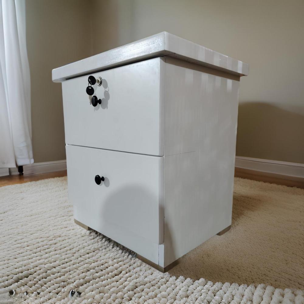 أدراج مكتبية لون أبيض