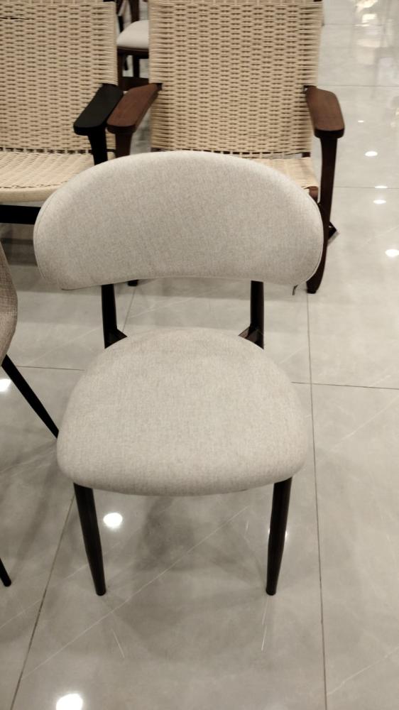 كرسي طعام بوكليه مودرن