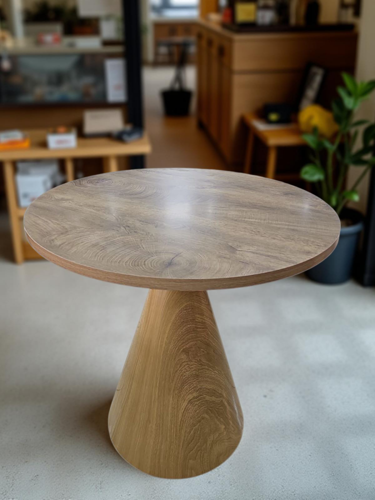 طاولة كافيه خشب ومعدن لون بيج