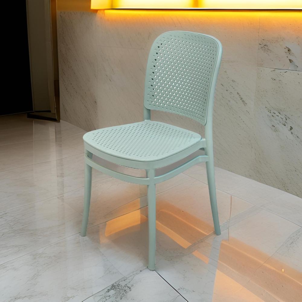 كرسي راتان لون اخضر فاتح