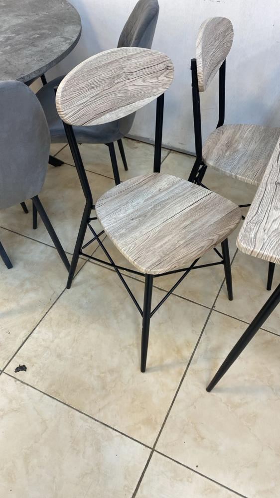 طاولة طعام خشب 4 كرسي لون بيج