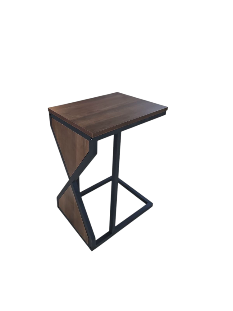 طاولة جانبية لون بني