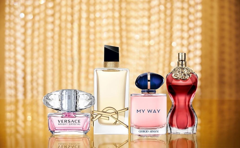 ما أفضل العطور النسائيّة وأمور عليك مراعاتها قبل شراء أي منها؟
