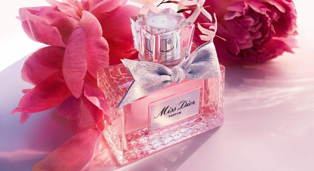 أفضل بديل عطر ديور: العطور المستوحاة تمنحك تجربة رائعة