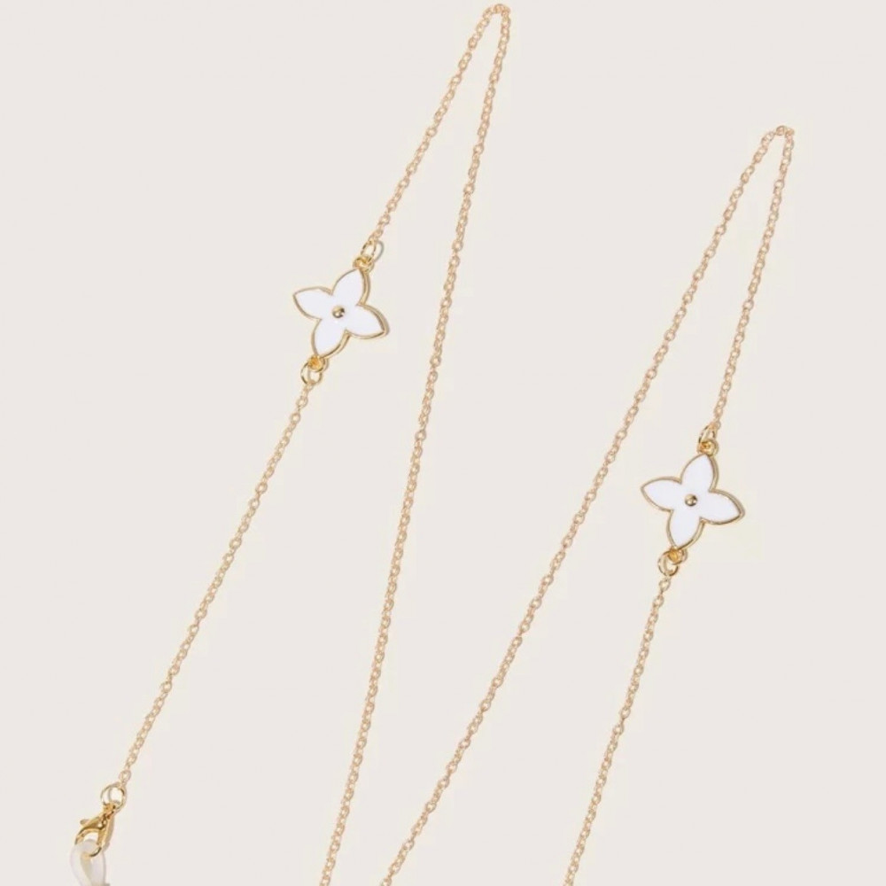 Gold chain 1
