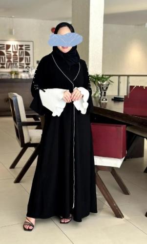 عباية انيقه الأسود والابيض