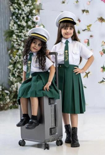 تنوره قميص وربطة عنق بالاسم اليوم الوطني