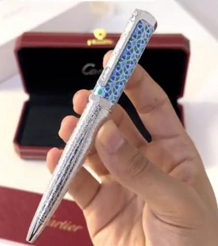 قلم رجالي كارتير مزخرف فضي