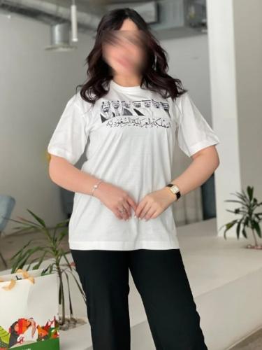 تيشرت بصورة الملوك