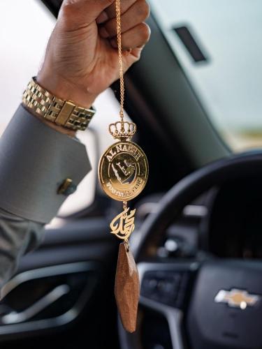 تعليقة سيارة نادي النصر