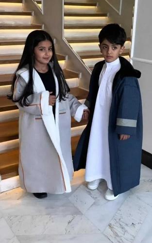 فروة أطفال شتوية بتصميم مخصص - الدفء والأناقة في قطعة واحدة