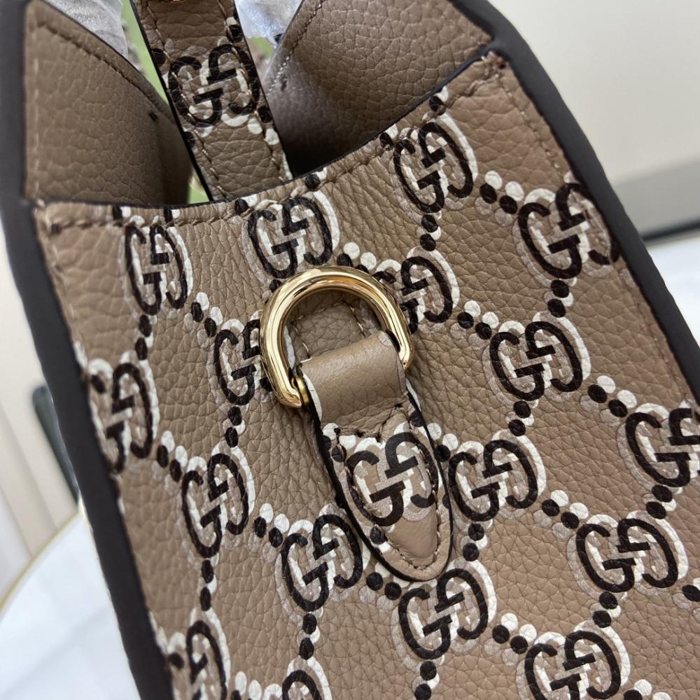GUCCI SMALL TOTE BAG WITH HOOKCLOSURE