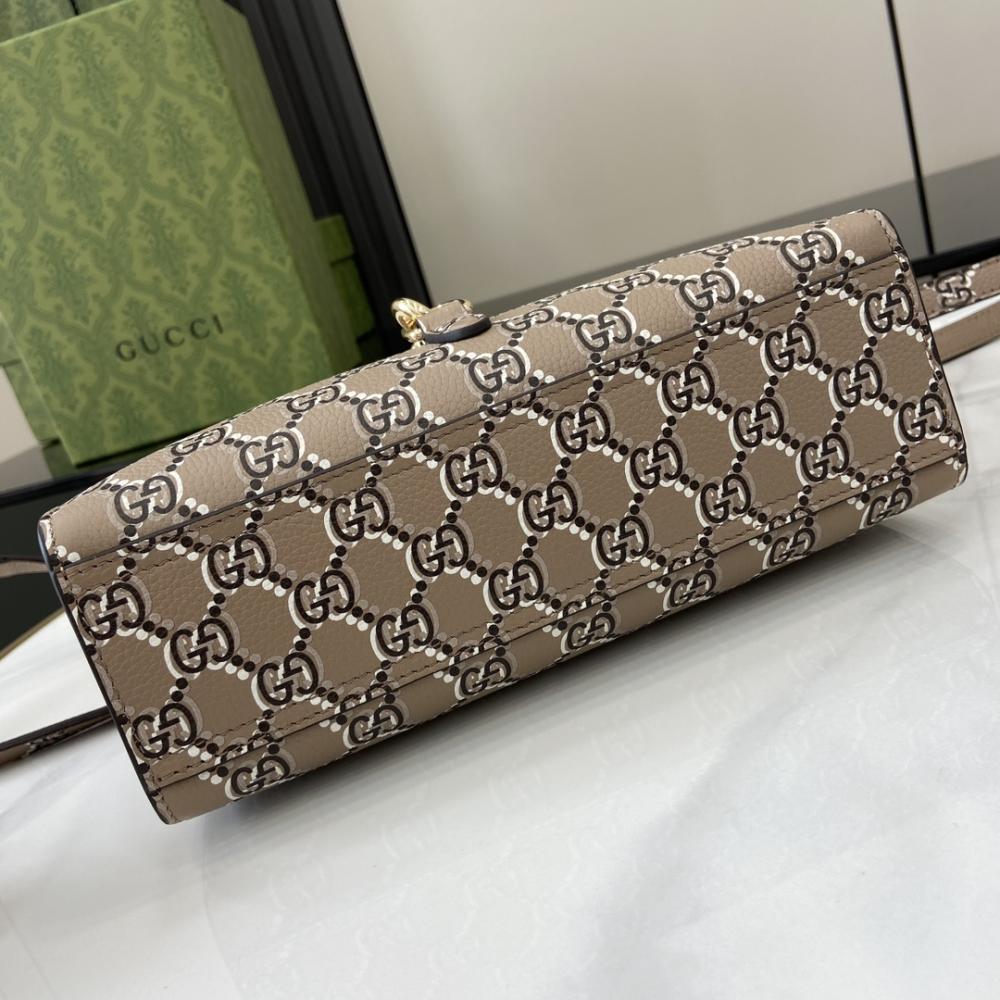 GUCCI SMALL TOTE BAG WITH HOOKCLOSURE