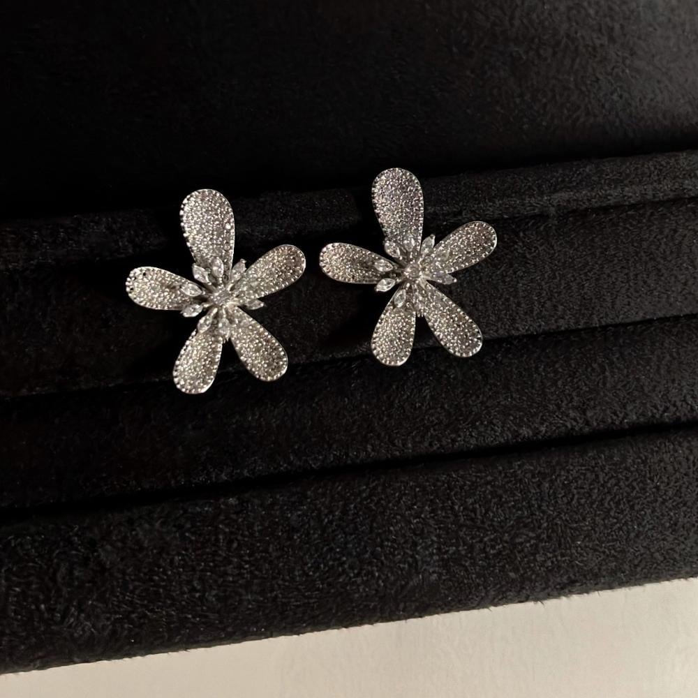 Rose earrings