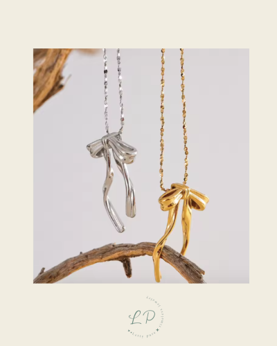 Bow Necklace
