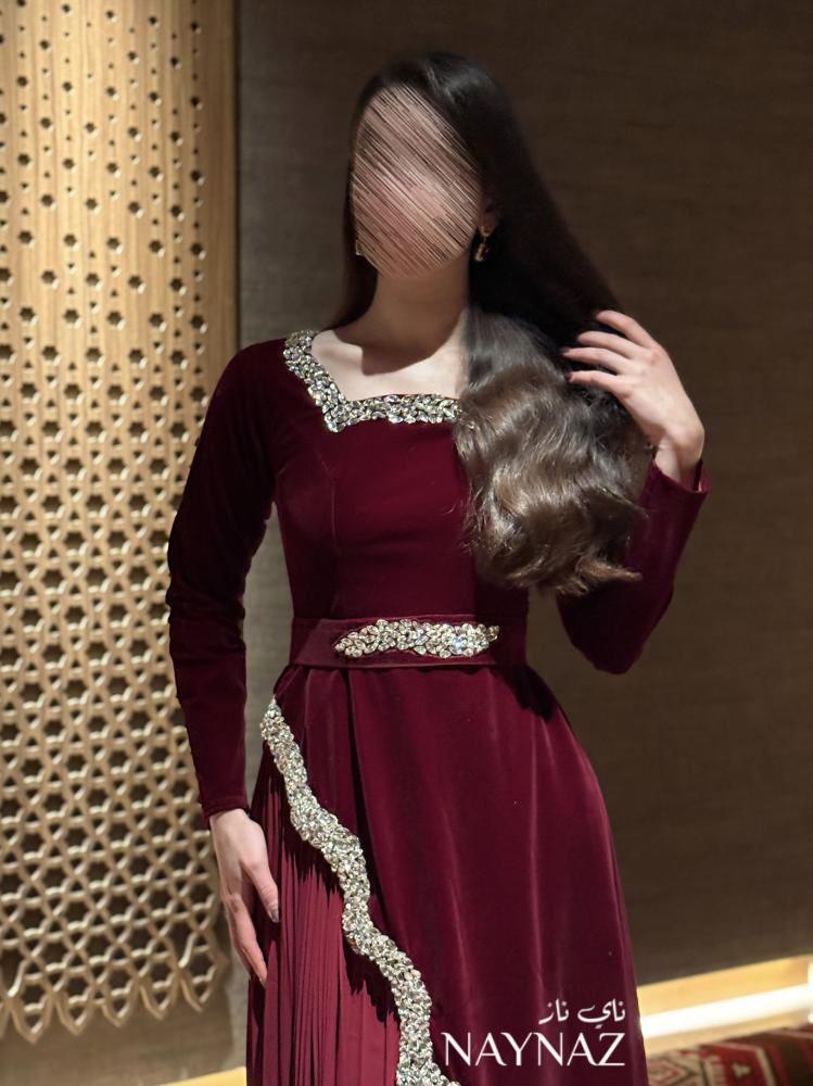 فستان سهرة ملكي