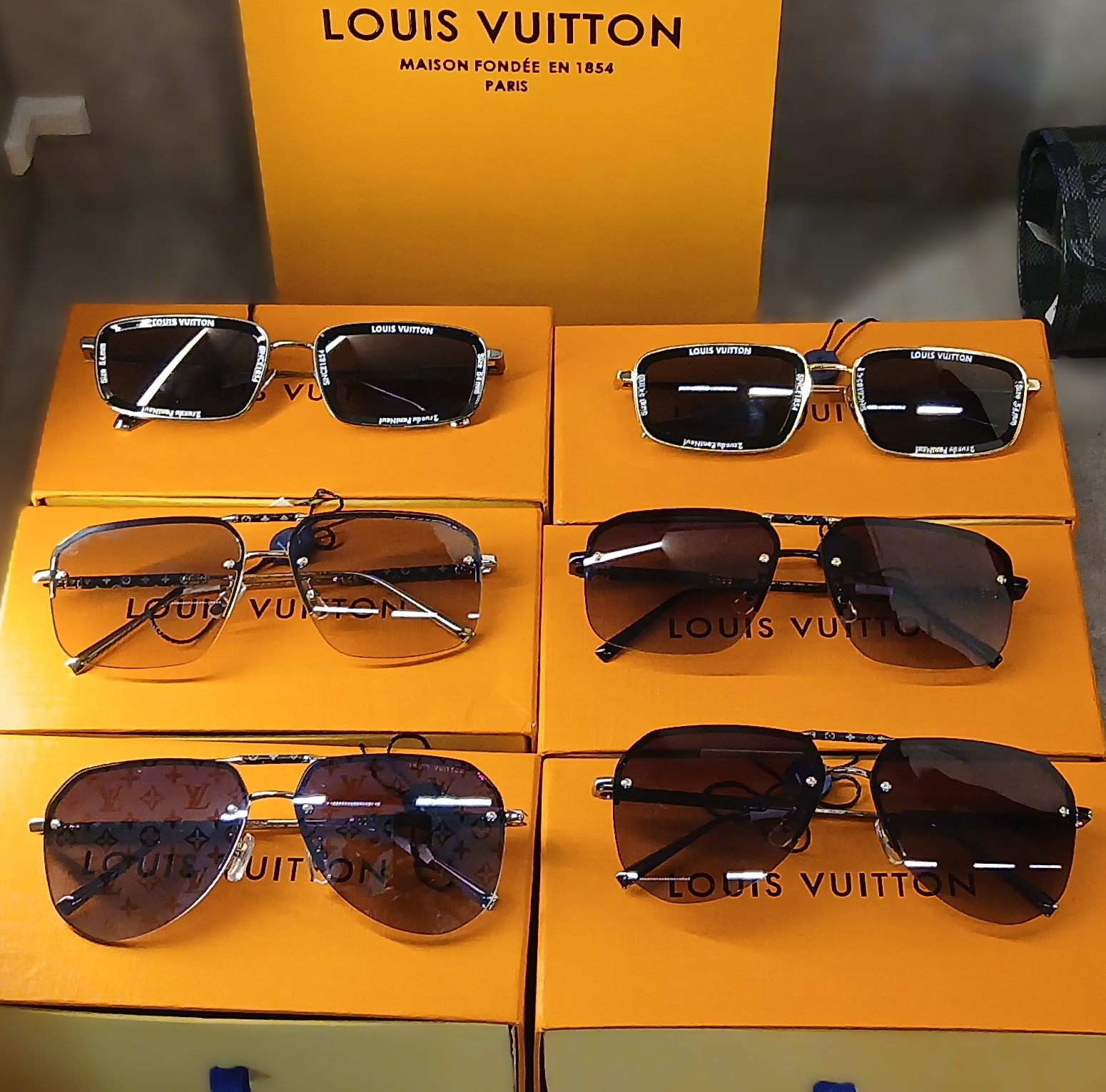 نظارات LOUIS VUITTON