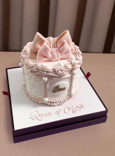 The Royal Empress Cake