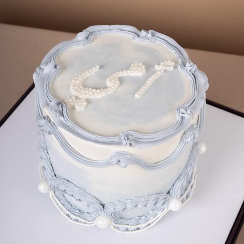 Fancy mother's day cake