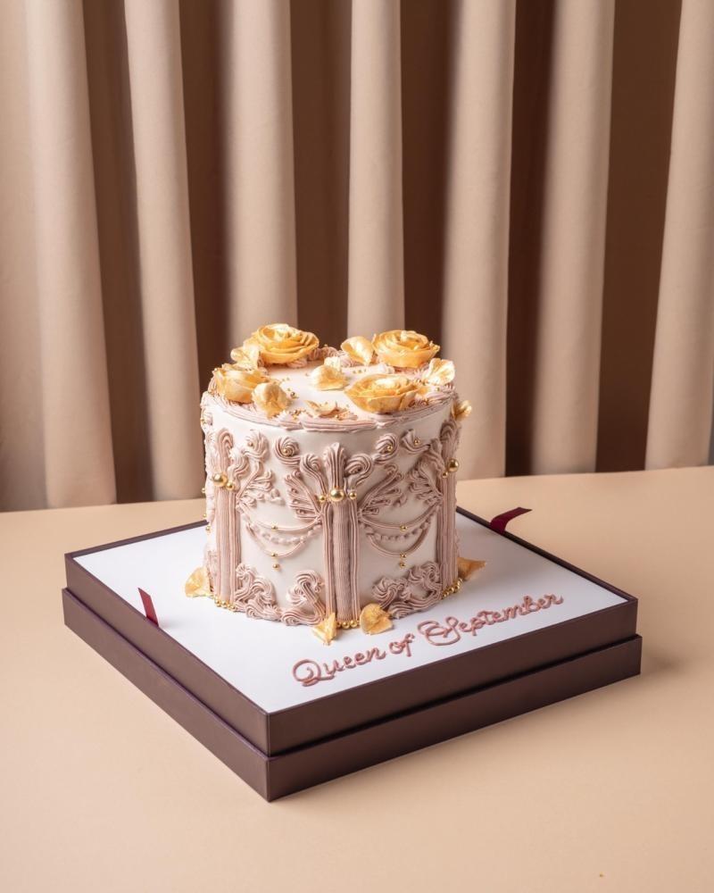 Cake Add-Ons — How to Turn an Ordinary Cake into an Unforgettable Gift
