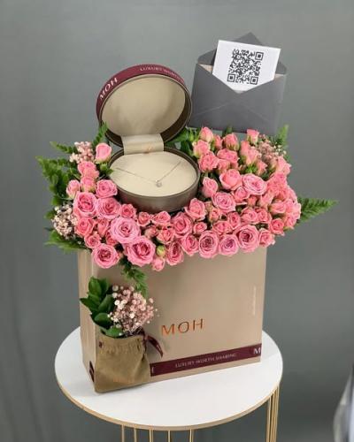 سلسال مع ورد