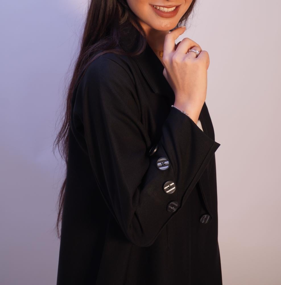 عبايات بـ 50 ريال