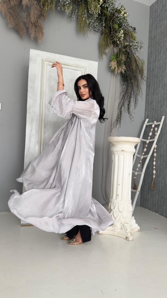 عباية نص كلوش شك يدوي “القمر"