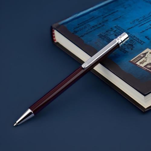 قلم الأناقة الكرزي البراق