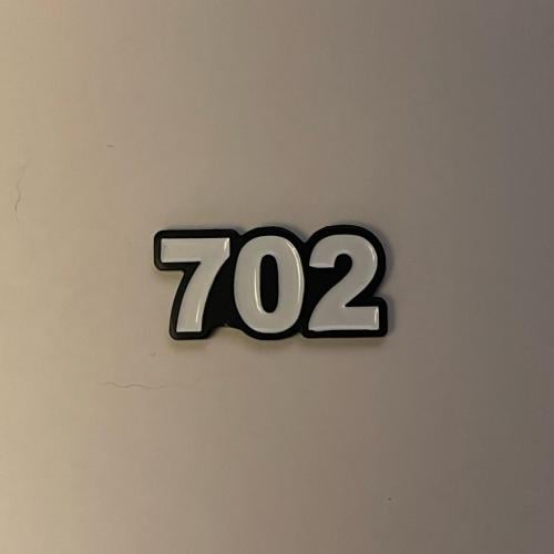 ملصقات معدنية 702