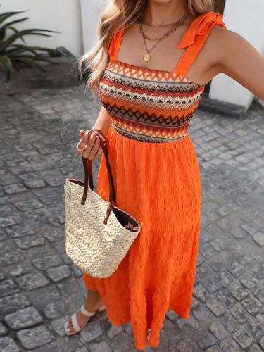 SHEIN Holidaya فستان نسائي كروشيه بتصميم قطع متداخلة على شكل حرف A، بأسلوب رومانسي للعطلات، فساتين صيفية أنيقة للنساء، ملابس صيفية للنساء، فستان شاطئي، ملابس بوهيمية للنساء، فستان بوهو