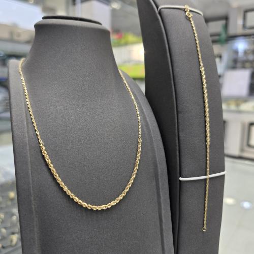 طقم مبروم إيطالي