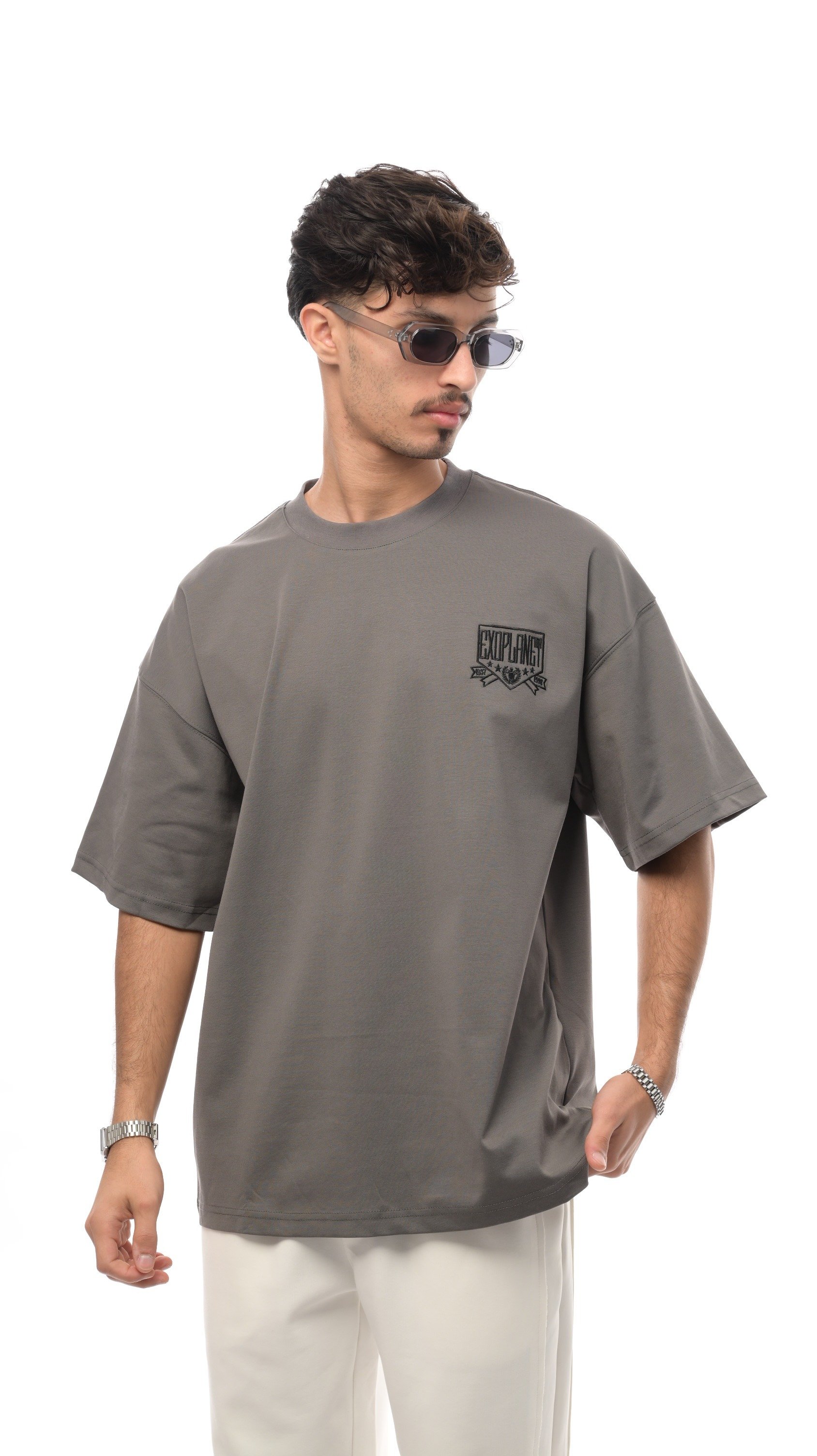 تيشيرت رويال من إكسوبلانت تصميم كلاسيكي فاخر