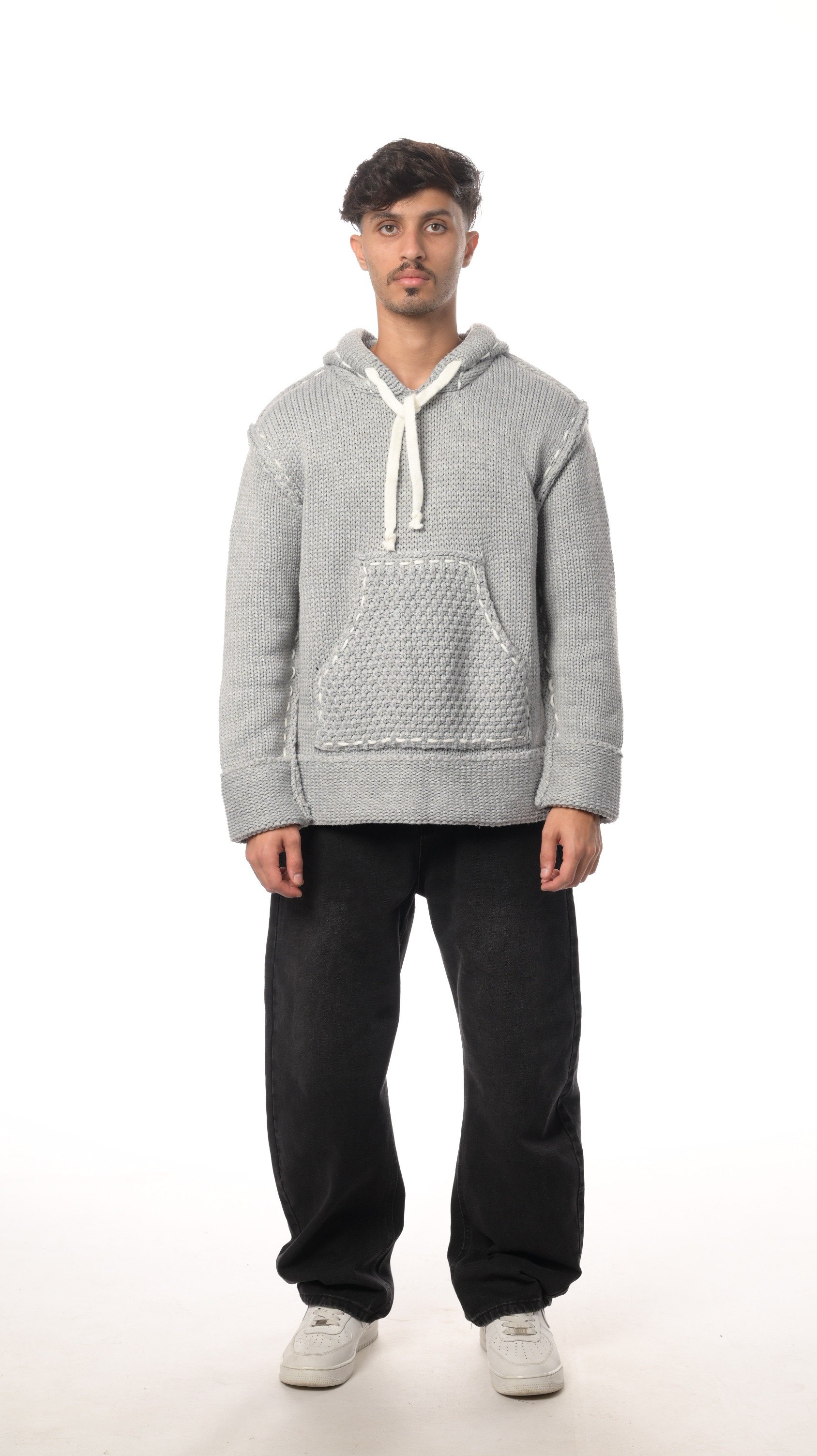 هودي نيت بوينت من إكسوبلانت لمسة دفء بتصميم أنيق