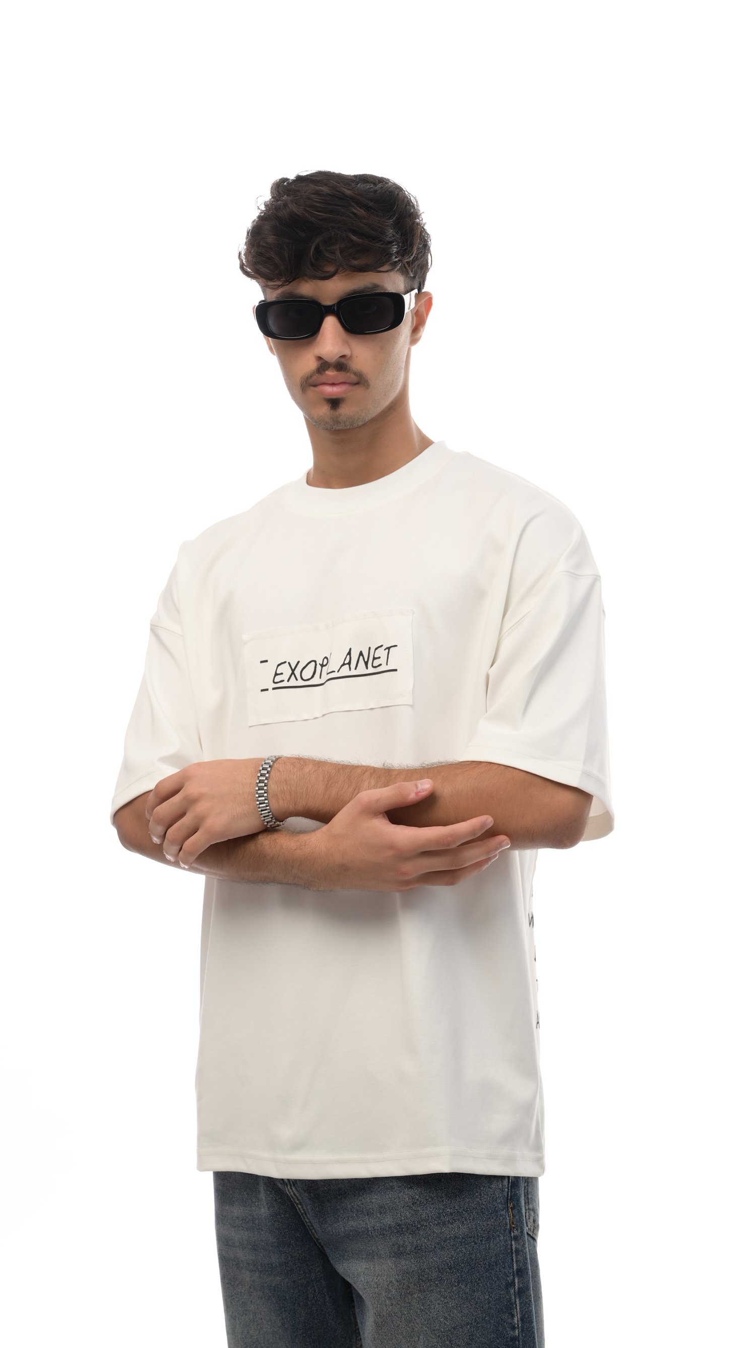 تيشيرت إكسوبلانت بتصميم عصري وانيق