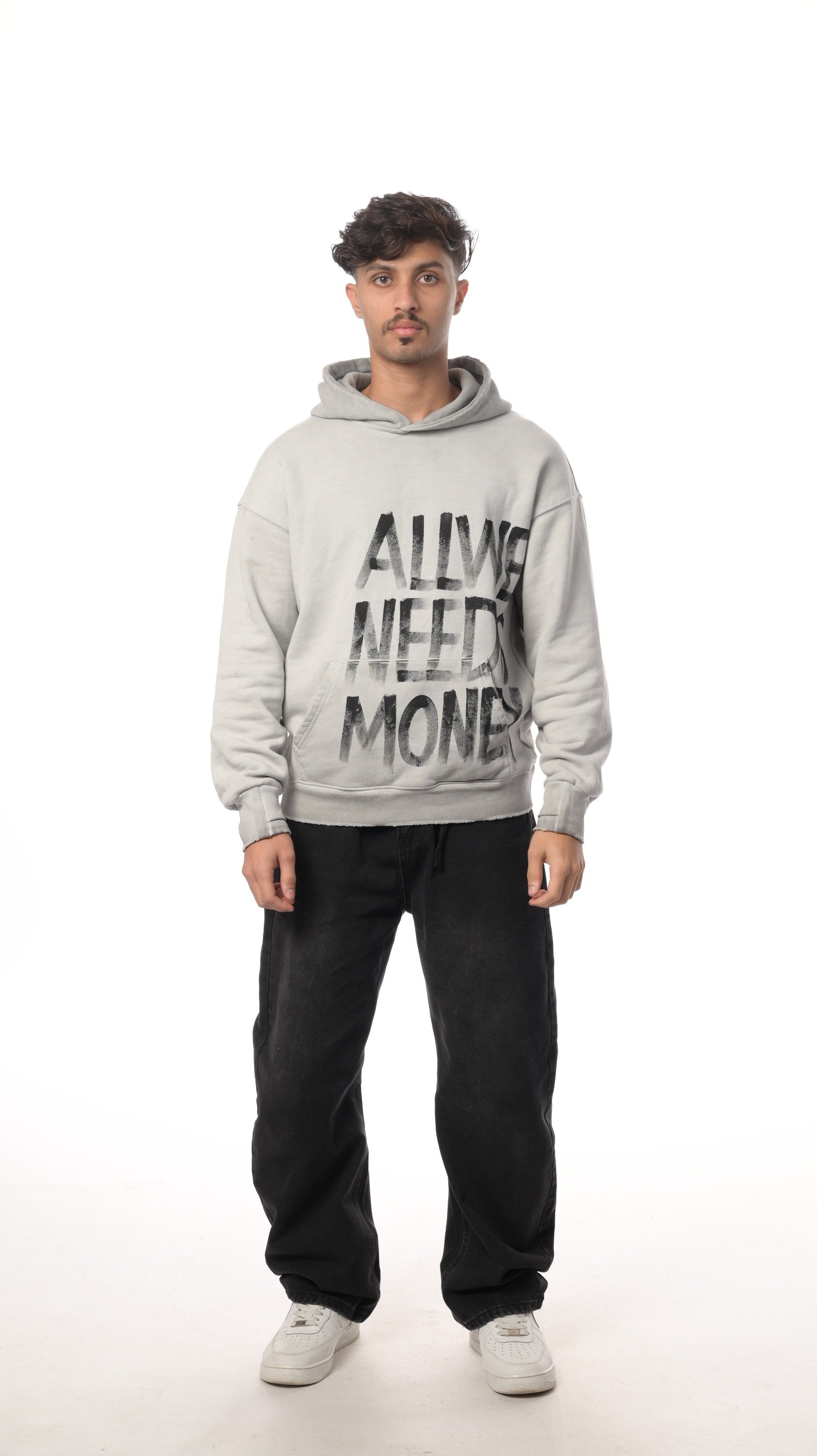 هودي فلو موشن من إكسوبلانت إطلالة مريحة بأسلوب عصري