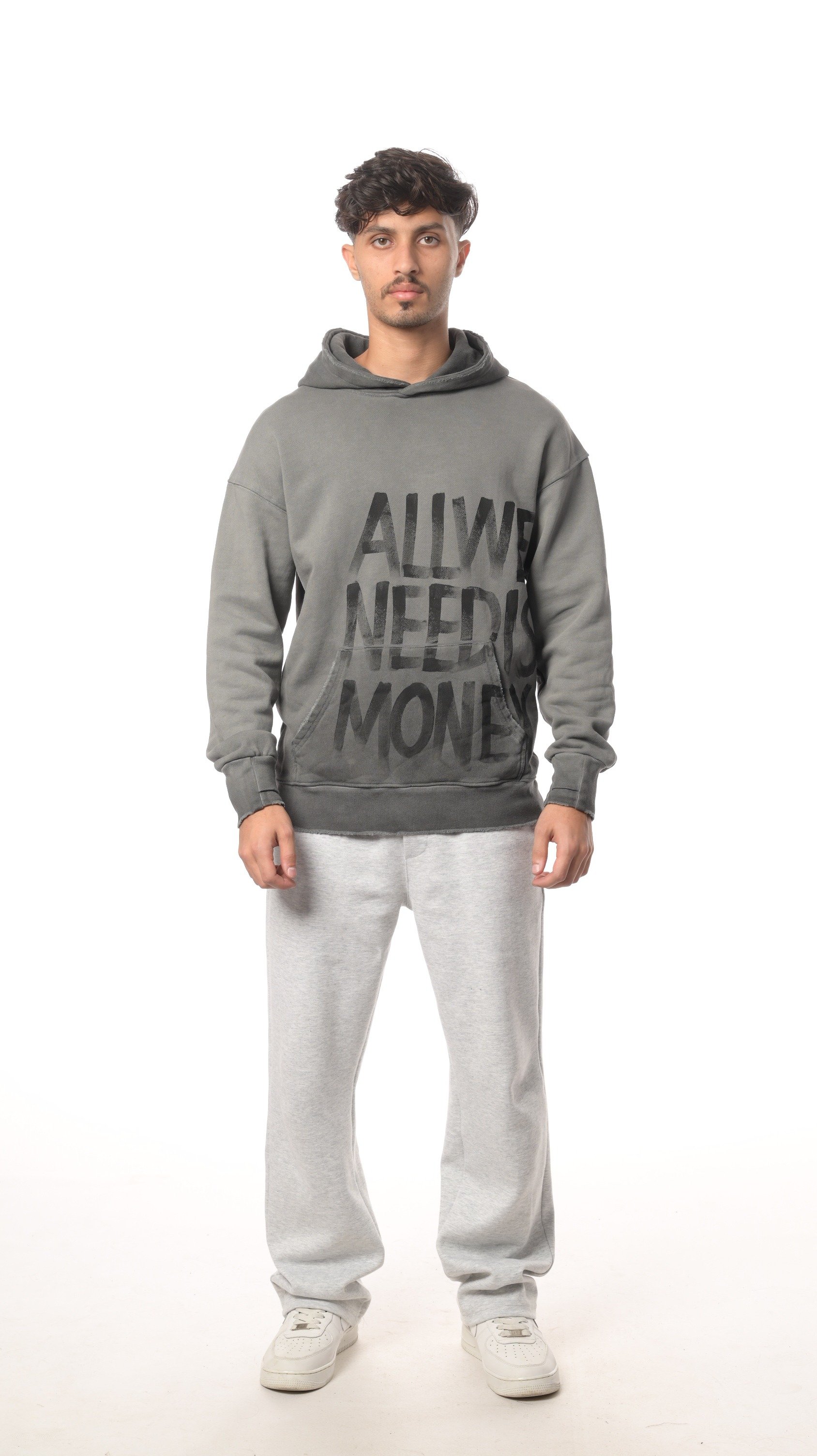 هودي فلو موشن من إكسوبلانت إطلالة مريحة بأسلوب عصري