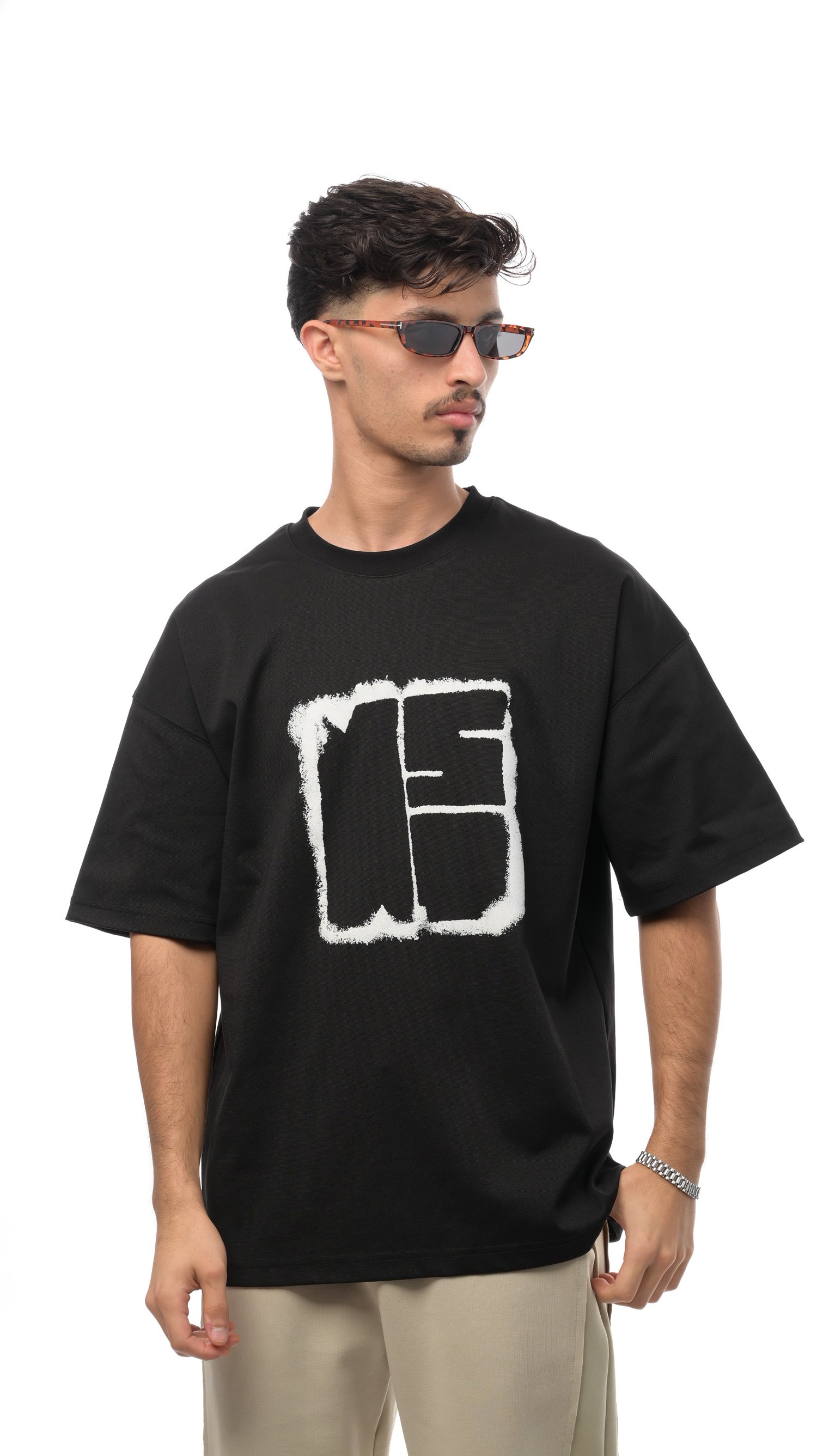 تيشيرت جراند من إكسوبلانت تصميم شبابي مبتكر