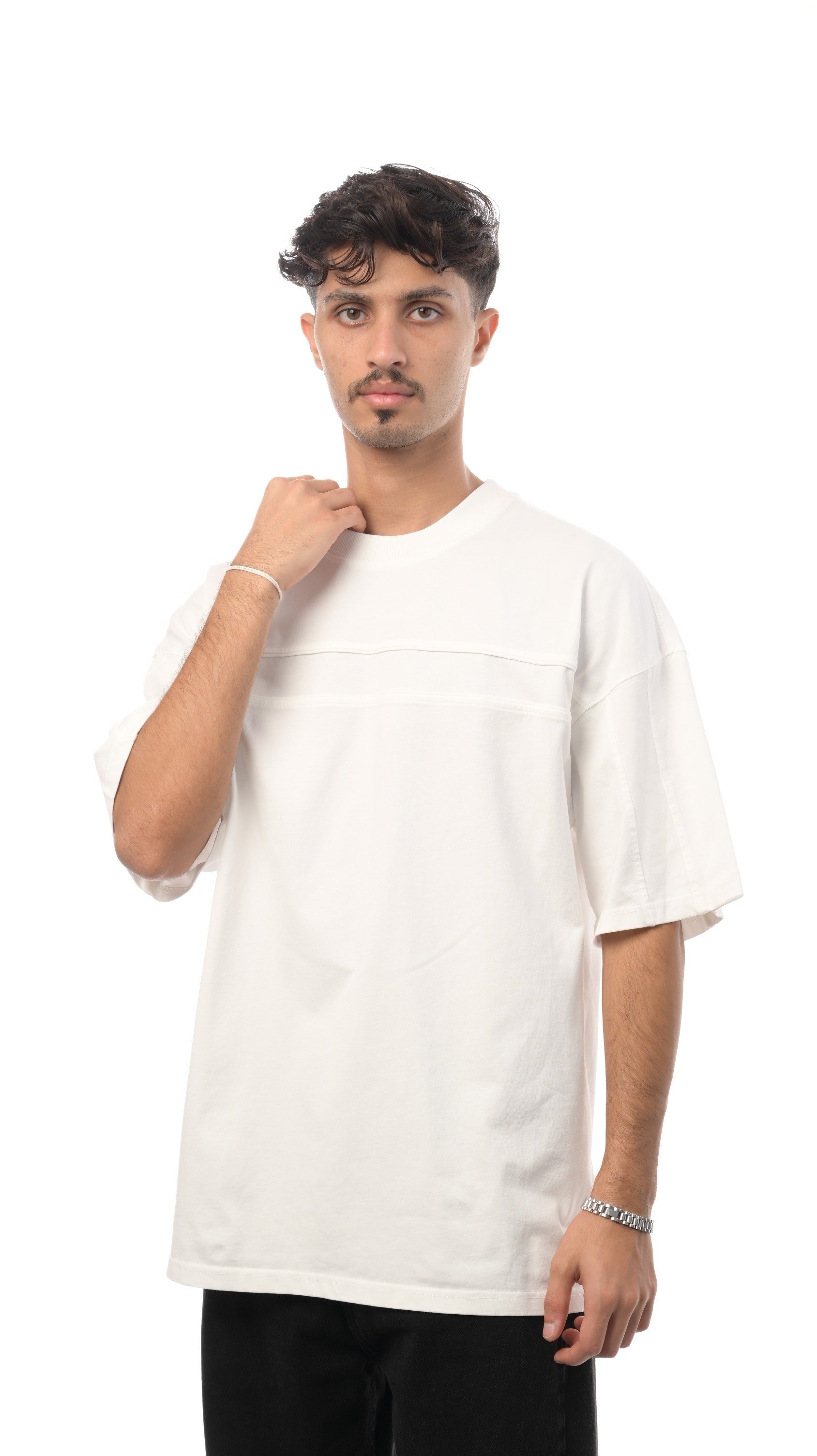 تيشيرت لايت لاين من إكسوبلانت بساطة وأناقة عصرية