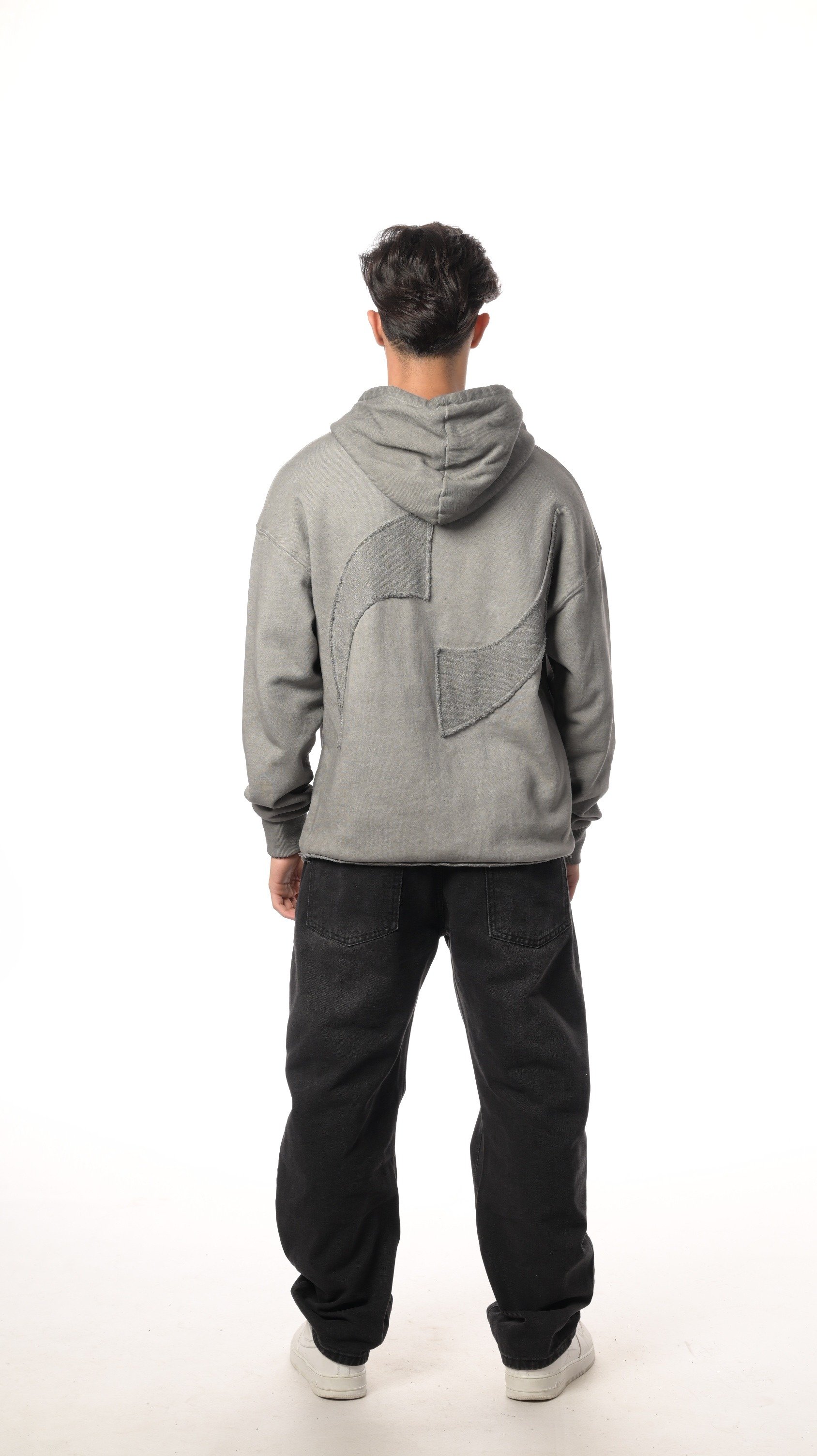 هودي أورا من إكسوبلانت لمسة عصرية من نيو كوليكشن