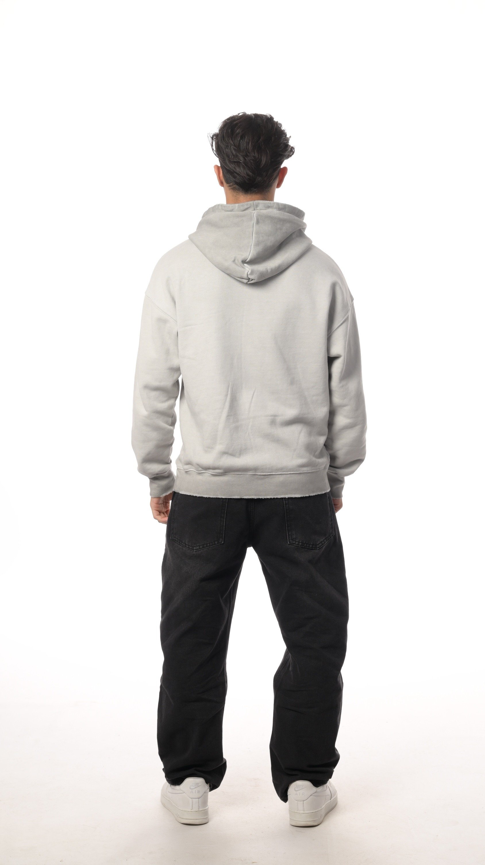 هودي فلو موشن من إكسوبلانت إطلالة مريحة بأسلوب عصري