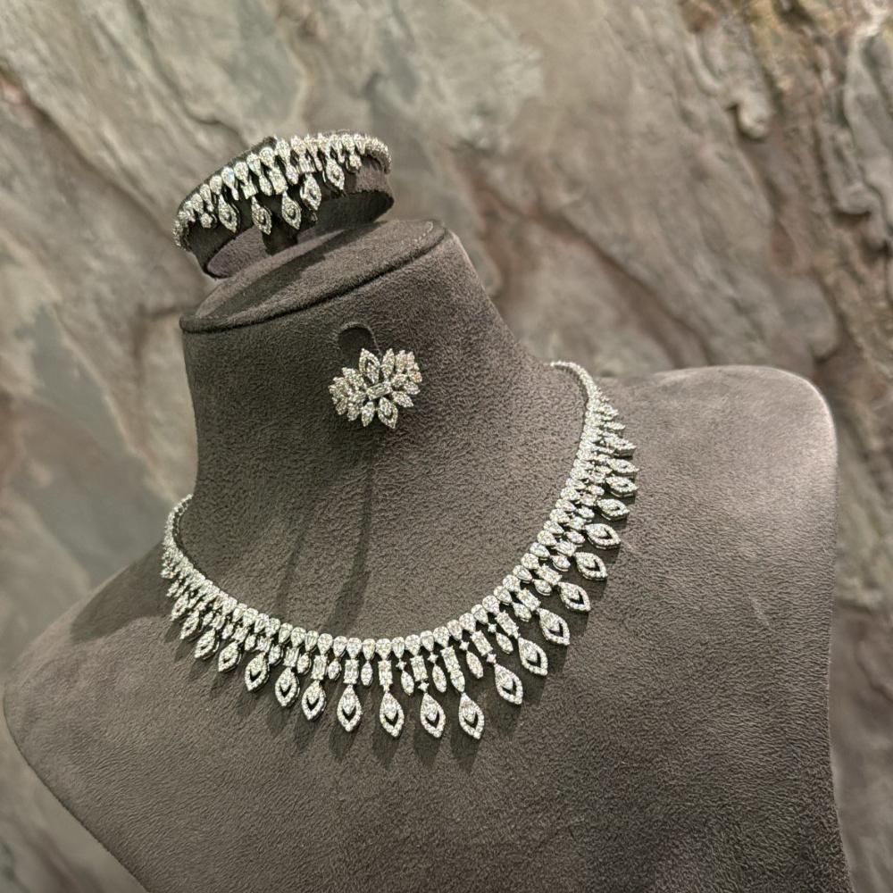 طقم تصميم الماس