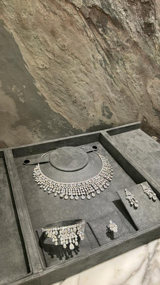 طقم تصميم الماس